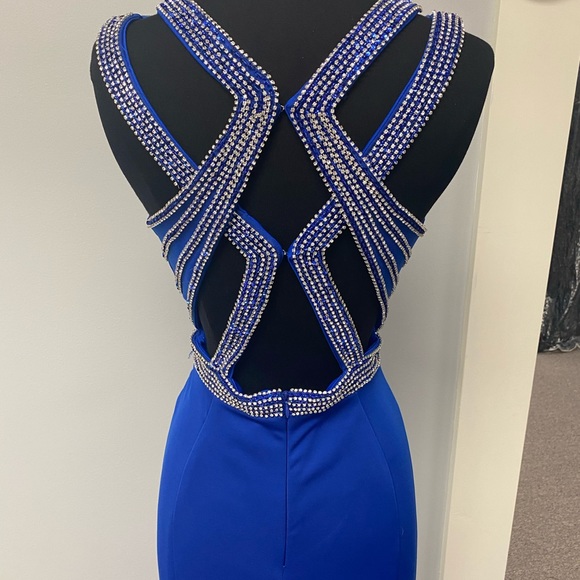 Prom / Formal Dress - Picture 4 of 4